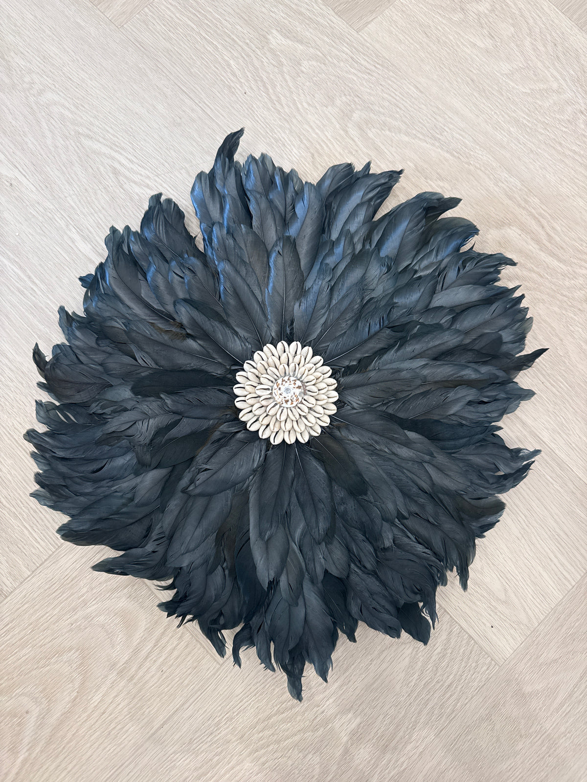 Veren met schelpen wanddecoratie zwart