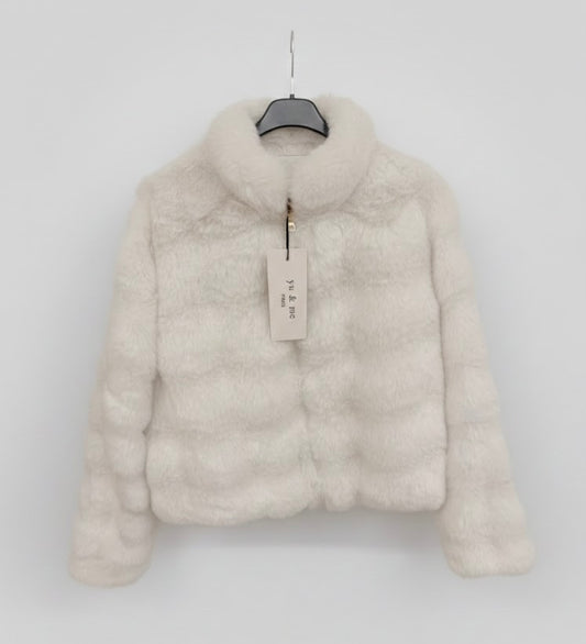 Faux fur jas wit