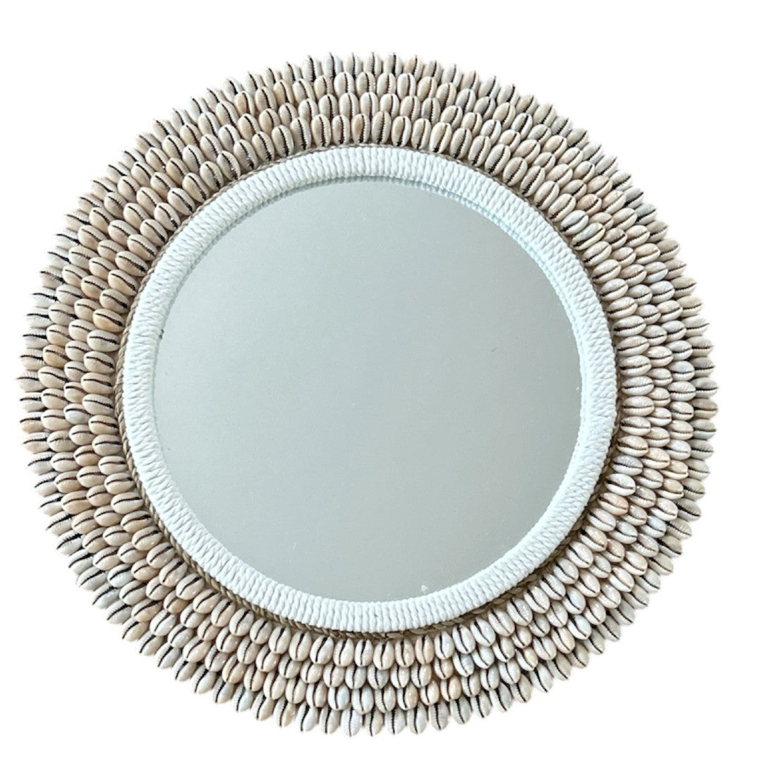 Spiegel kauri schelpen