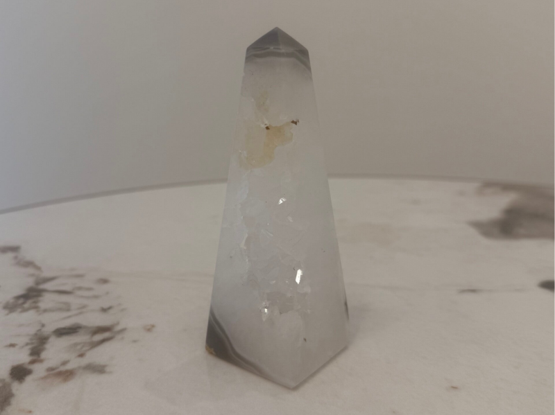 Agaat Obelisk met Druzy