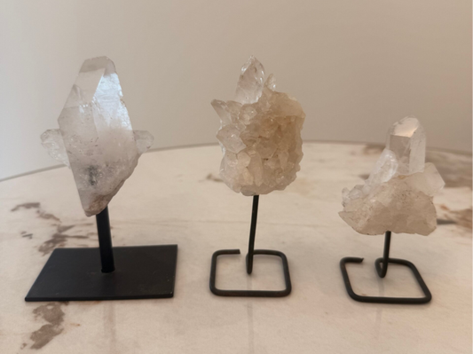 Bergkristal op standaard